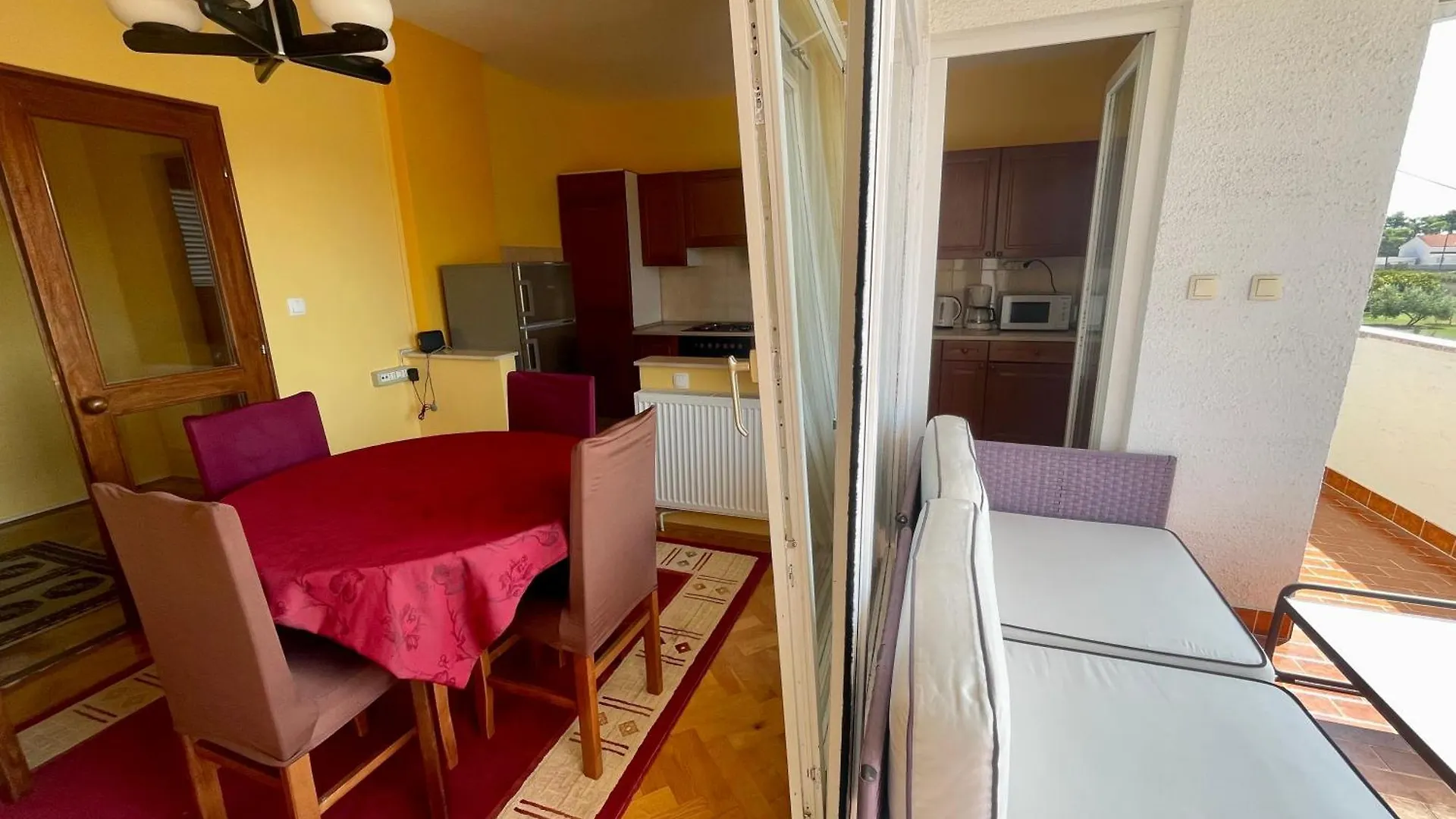 Ana Guest House Nin