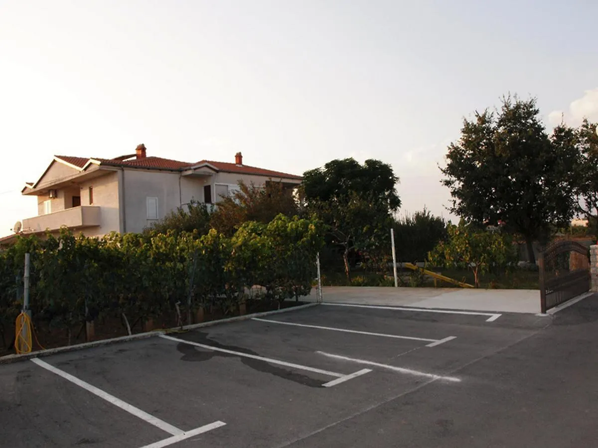 Ana Guest House Nin